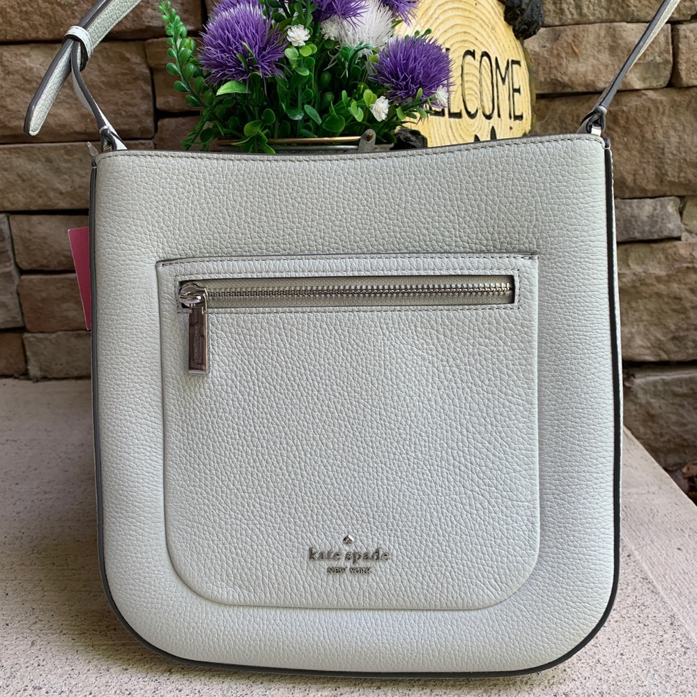 Authentic Kate spade pebbled Leather top zip Crosb - Picture 3 of 9